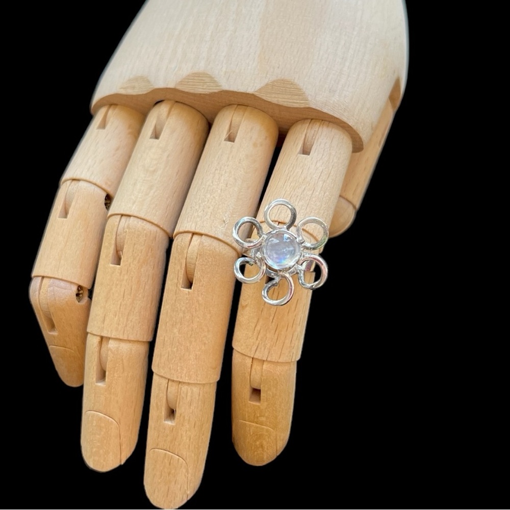 Unusual sterling silver floral/spiral ring with Moonstone cabochon - size 6-1/4